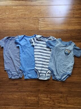 Set Of 4 Blue Short Sleeve Bodysuits From Carters And Garanimals, 6-9 Months